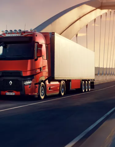 Renault Trucks T High